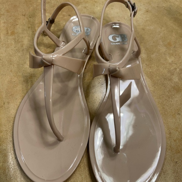 Gianni Bini Shoes - Gianni Bini Women's Nude Bow Sandals